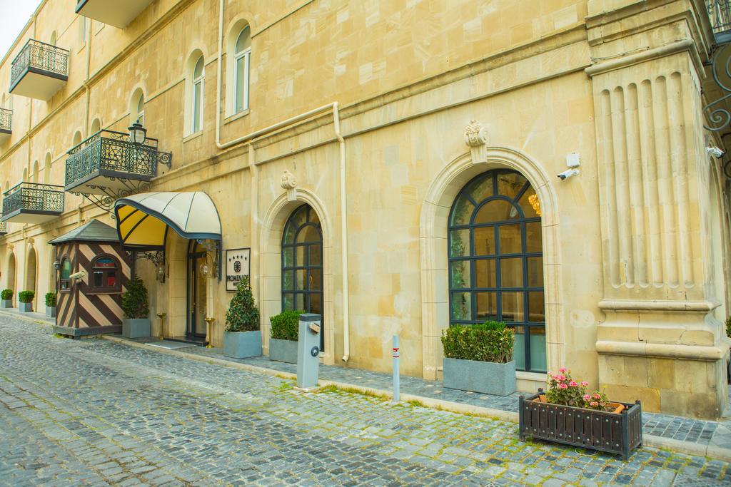 Promenade Hotel Baku Luaran gambar Entrance to the hotel