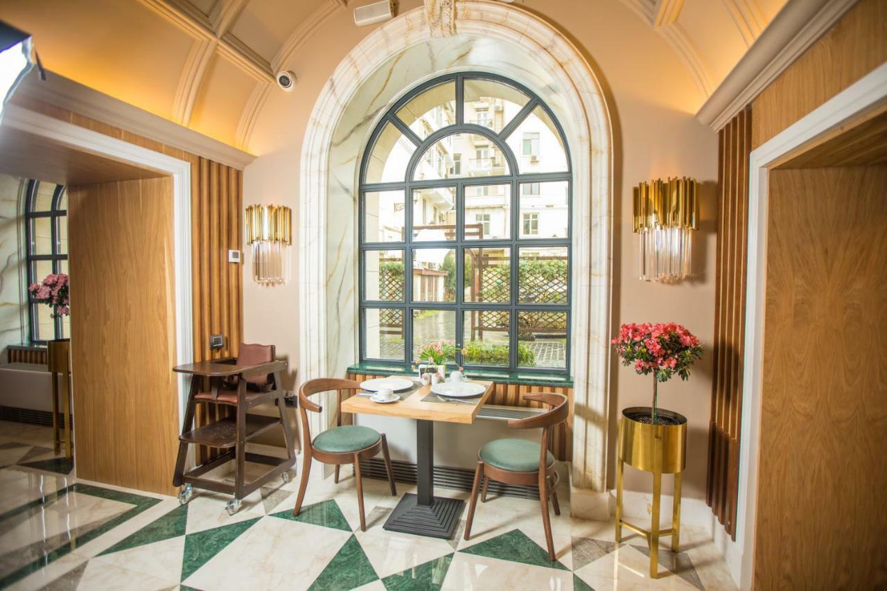 Promenade Hotel Baku Luaran gambar The restaurant