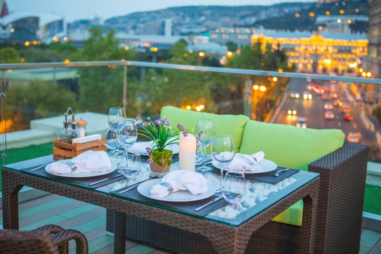 Promenade Hotel Baku Luaran gambar The Terrace